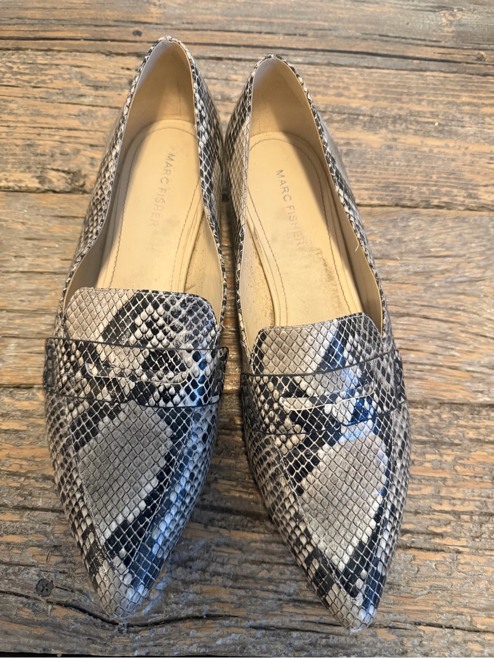 Women’s Marc Fisher Animal Print Flats -Sz 10